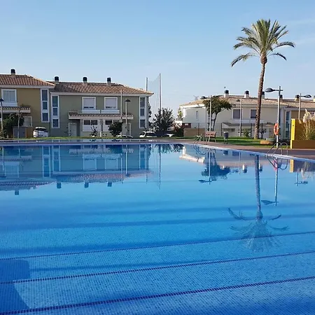 Maison Illeta Golf Bonalba 穆特萨梅尔