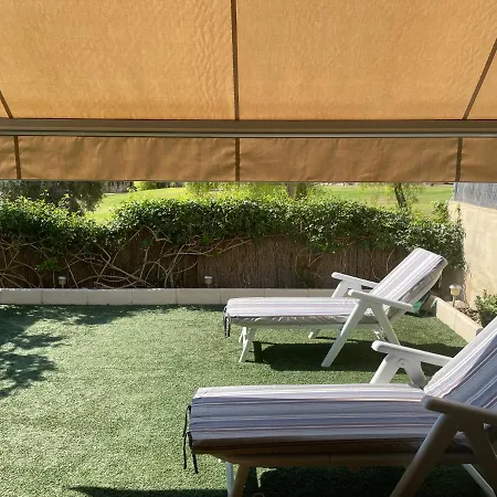 Maison Illeta Golf Bonalba 度假居 穆特萨梅尔