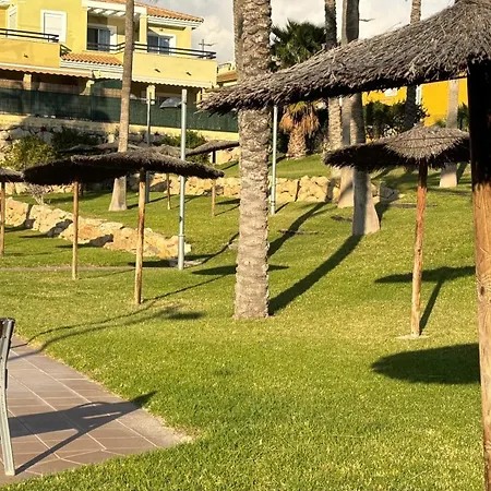 Maison Illeta Golf Bonalba 度假居 穆特萨梅尔