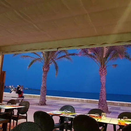 Maison Illeta Golf Bonalba 穆特萨梅尔